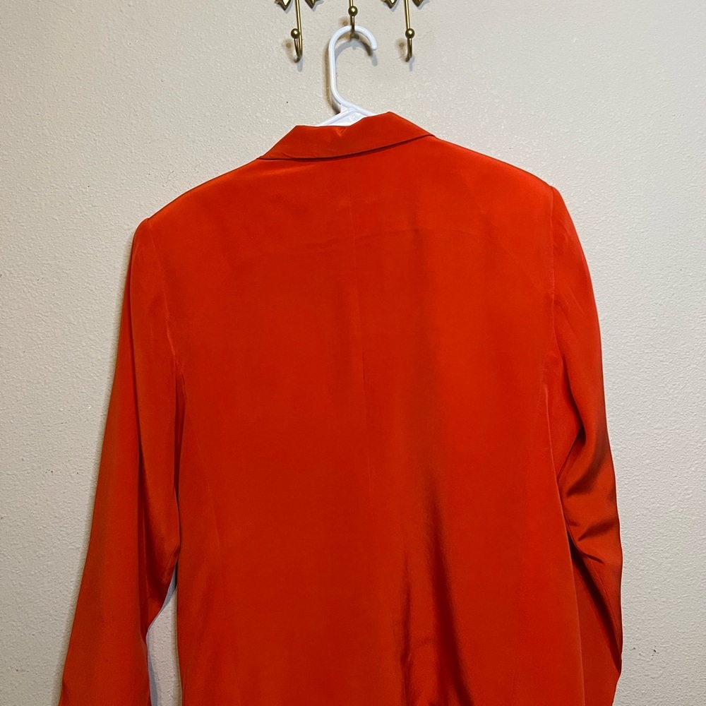 Silks by Jan Leslie Vibrant Orange Blazer. 100% silk. Size 16 - Picture 4 of 4